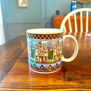 Halloween haunted house mug! 🏚️👻